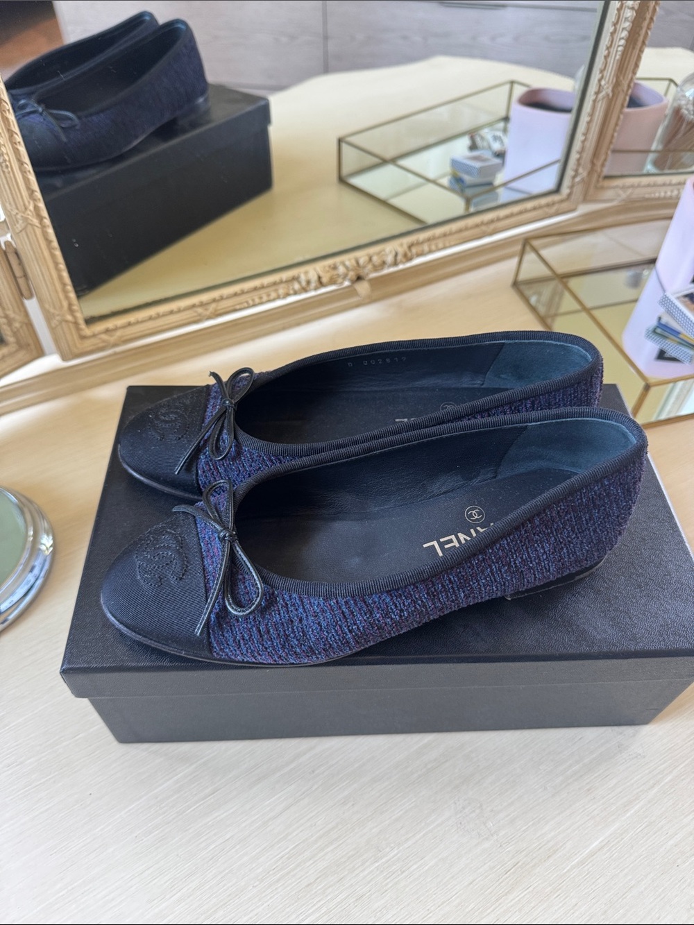 CHANEL Navy Tweed & Black Cap-Toe Ballet Flats - Picture 5 of 6
